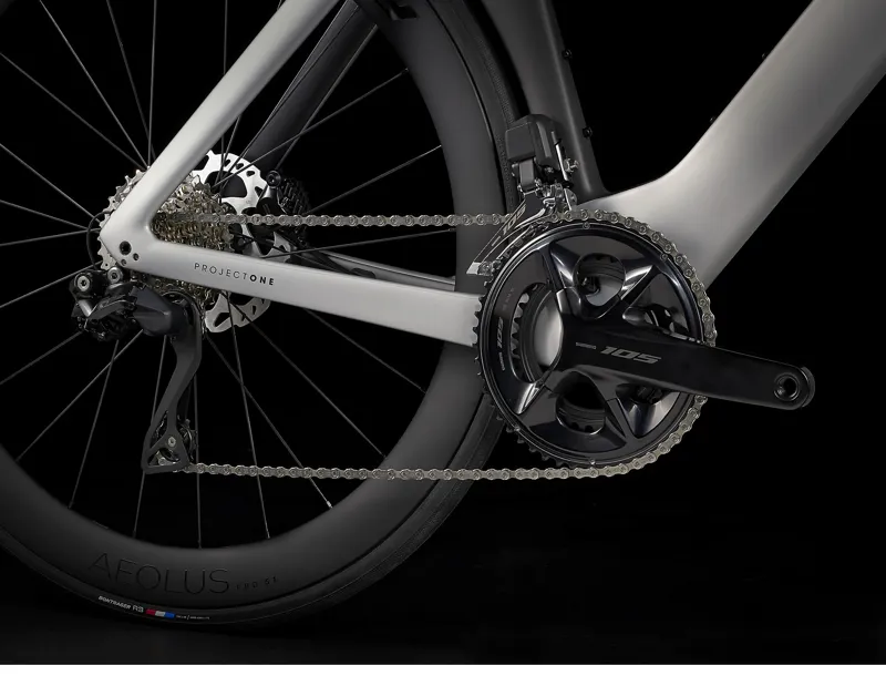 Trek Madone SLR 6 Road Race Bike in Quicksilver-2